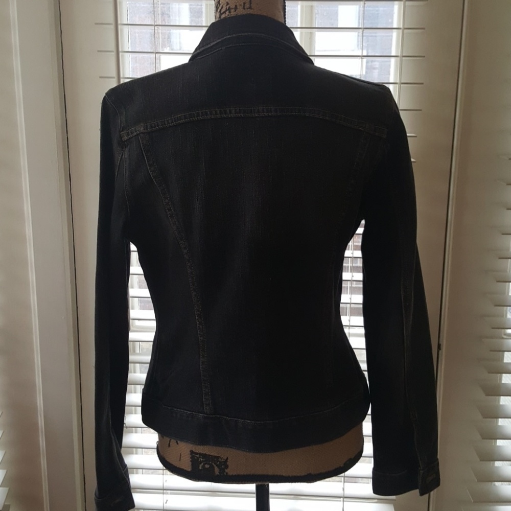 Euc Gap Denim Jacket - image 4